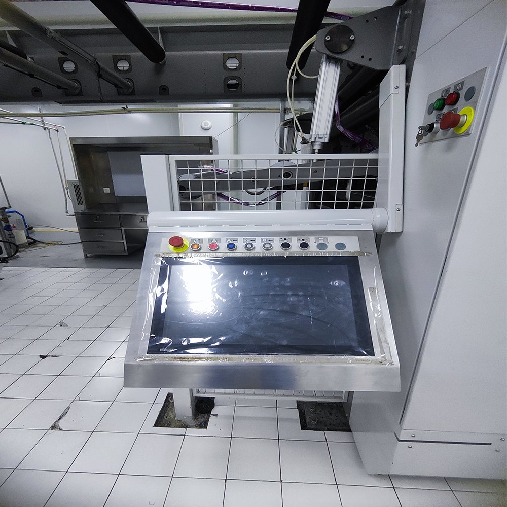 BOBST SL 750D control panel close up